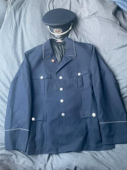 DDR Strafvollzug jas en pet, Verzamelen, Militaria | Algemeen, Overige soorten, Kleding of Schoenen, Duitsland, Ophalen of Verzenden