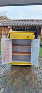 Gele Meidenkast met Lade en Deuren, Ophalen, Gebruikt, 100 tot 150 cm, 50 tot 100 cm
