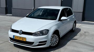 Volkswagen Golf 1.6 TDI AUTOMAAT Dealer onderhouden beschikbaar voor biedingen