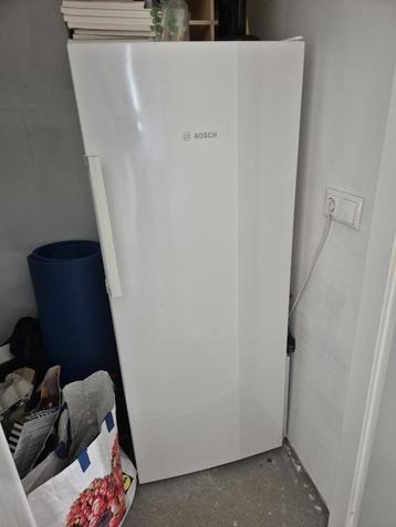 Grote vriezer Bosch beschikbaar voor biedingen