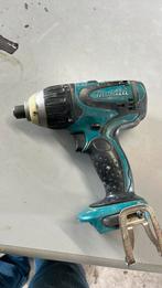 Makita slagschroevendraaier met 2 accus 14.4 en 18 v, Ophalen, Gebruikt, Boor- en Schroefmachine, Minder dan 400 watt