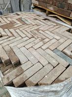 Genuanceerde Betonwaaltjes rood/zwart, Ophalen, Gebruikt, Klinkers, 5 tot 10 m²