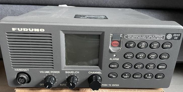 Te koop professionele Furuno Marifoon (nieuw)complete set., Watersport en Boten, Navigatiemiddelen en Scheepselektronica, Nieuw
