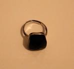 Sterling zilveren ring met zwarte steen, Sieraden, Tassen en Uiterlijk, Ringen, Ophalen of Verzenden, Dame, Zo goed als nieuw