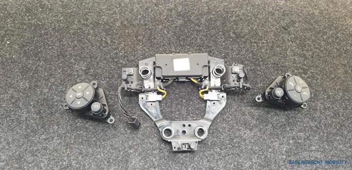 Stuurwielbediening schakelaars W204 C-klasse Mercedes 204821, Auto-onderdelen, Dashboard en Schakelaars, Mercedes-Benz, Gebruikt