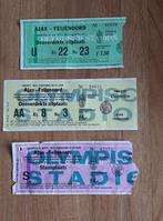 3 oude kaartjes Ajax Feyenoord jaren 70, Verzamelen, Gebruikt, Ophalen of Verzenden, Ajax, Poster, Plaatje of Sticker