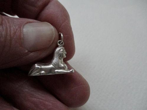 Zilveren mooie SFINX hanger  1.9 x 1.9 cm. echt zilver, Sieraden, Tassen en Uiterlijk, Kettinghangers, Zo goed als nieuw, Zilver
