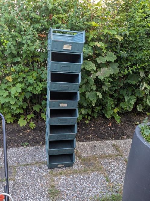 9 stuks industriële blauwe Schäfer 1965 stapelbakken, Doe-het-zelf en Verbouw, Kratten en Dozen, Gebruikt, Overige typen, 50 tot 75 cm