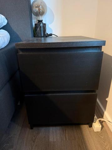 IKEA Malm 2 nachtkastjes - afbeelding 2