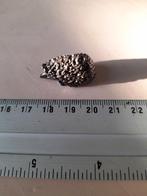 Schattig klein metalen zilverkleurig egeltje, Verzamelen, Beelden en Beeldjes, Ophalen of Verzenden, Zo goed als nieuw, Dier