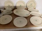 Vintage Servies met Klavermotief, Huis en Inrichting, Keuken | Servies, Gebruikt, Ophalen of Verzenden, Bord(en), Overige stijlen