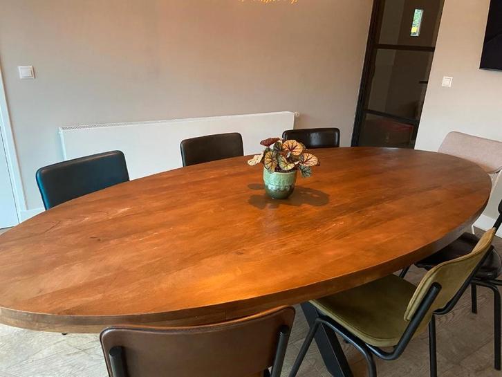 Ovale eettafel met mango tafelblad, Huis en Inrichting, Tafels | Eettafels, Zo goed als nieuw, 100 tot 150 cm, 200 cm of meer