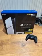 PS5 Digital Edition + 2 Controllers + Garantie, Spelcomputers en Games, Spelcomputers | Sony PlayStation 5, Ophalen, Zo goed als nieuw