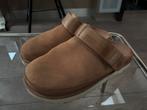 UGG Goldenstar - Slippers - chestnut maat 38, ., Ophalen of Verzenden, Zo goed als nieuw, .