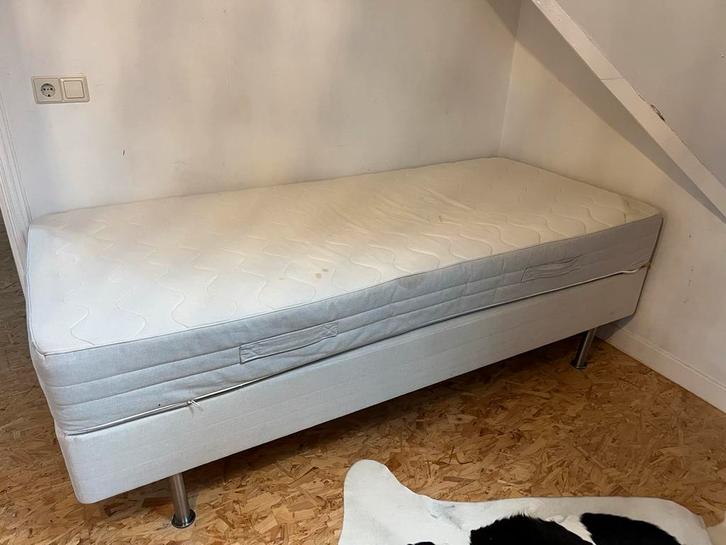 IKEA Sultan Boxspring - 1 persoons, Huis en Inrichting, Slaapkamer | Bedden, Gebruikt, Eenpersoons, 90 cm, 200 cm, Stof, Wit, Ophalen
