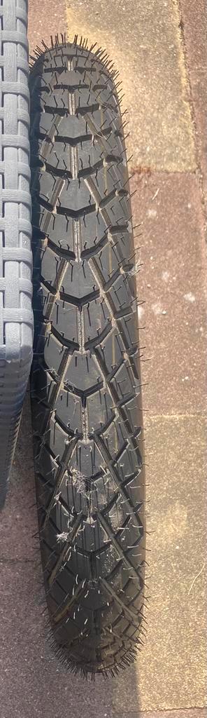 Anlas buitenband 47p RF nieuw en ongebruikt 2.75 -17 beschikbaar voor biedingen