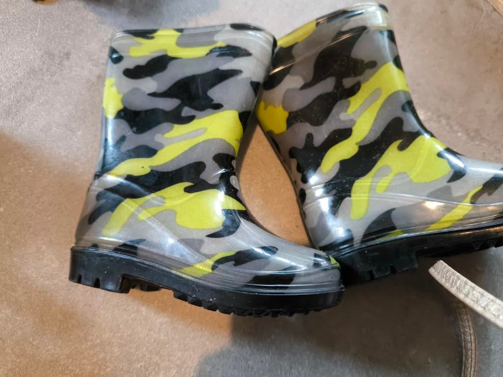 Regenlaarsjes, Kinderen en Baby's, Kinderkleding | Schoenen en Sokken, Ophalen of Verzenden, Zo goed als nieuw, Jongen of Meisje