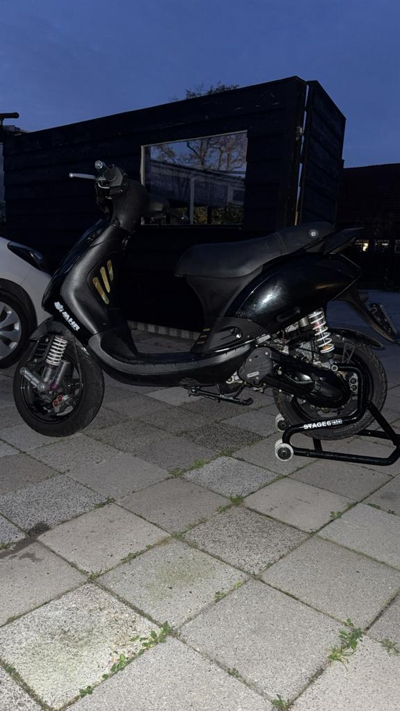Zip 172cc stage 2 wj getuned dd dg snor waardepeiling, Fietsen en Brommers, Scooters | Piaggio, Zo goed als nieuw, Zip, Ophalen of Verzenden