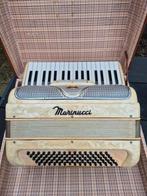 Accordeon Marinucci speelt goed, Muziek en Instrumenten, Accordeons, Ophalen, Zo goed als nieuw, Marinucci, Met riemen