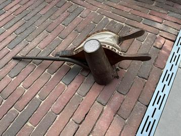 Antiek - Blaasbalg - 68 cm lang beschikbaar voor biedingen