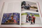 Het Wegraceboek 2011-12 — Grand Prix & WK Superbikes, Ophalen of Verzenden, Zo goed als nieuw