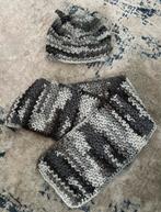 Nieuwe handgemaakte sjaal en muts baby 0-4 maanden, Maat 50, Jongetje of Meisje, Nieuw, Ophalen of Verzenden