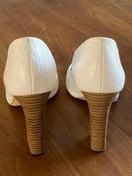 Peter Kaiser witte pumps mt 35, Pumps, Wit, Zo goed als nieuw, Ophalen