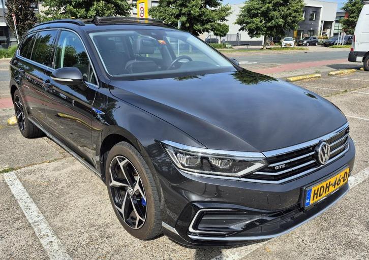 Volkswagen Passat Variant GTE - Leder Pano Dynaudio DCC etc, Auto's, Volkswagen, Particulier, Passat, 360° camera, ABS, Achteruitrijcamera
