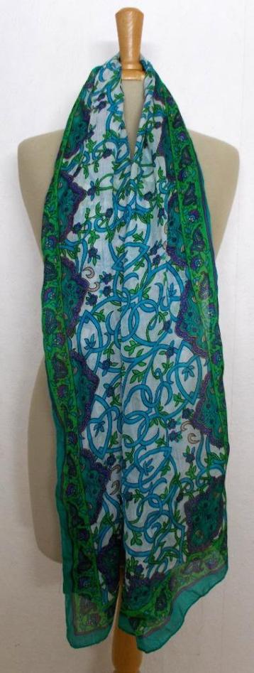 Prachtige groene 100% silk India batik print sjaal beschikbaar voor biedingen