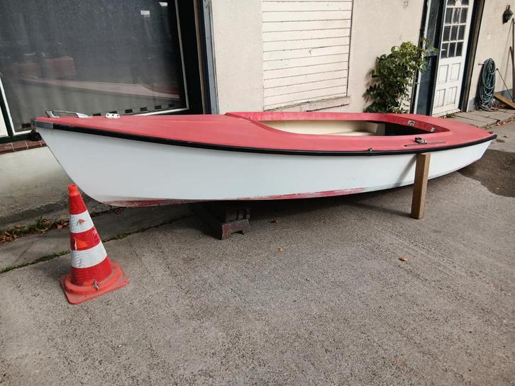 Zeilboot - Yngling Arrows - Opknapper, Watersport en Boten, Open zeilboten, Gebruikt, Yngling, 3 tot 6 meter, Polyester, Geen motor