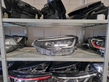 VW Taigo VOL LED koplamp 005A links beschikbaar voor biedingen