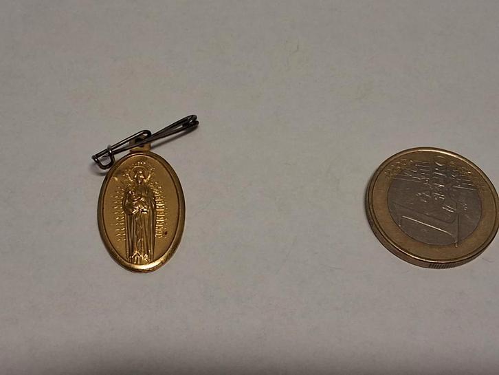 Maria Capocolonna Medaille - Beschermvrouwe, Antiek en Kunst, Antiek | Religie, Ophalen of Verzenden