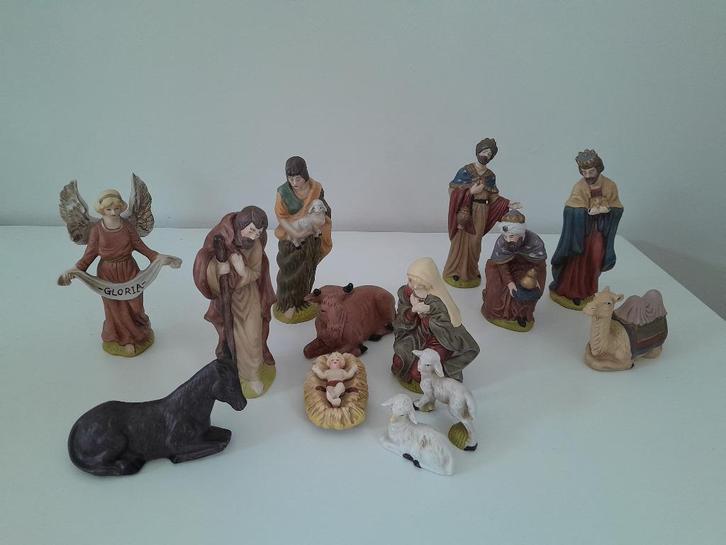 porseleinen kerstgroep, Diversen, Kerst, Zo goed als nieuw, Ophalen of Verzenden