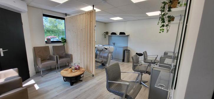 Kappersstoel te huur in Almere, Diensten en Vakmensen, Kappers en Thuiskappers