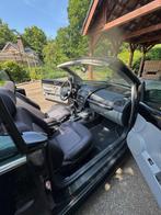 Zwarte Volkswagen New Beetle Cabriolet 2003 (1900 Euro), Voorwielaandrijving, Stof, 74 pk, 4 cilinders