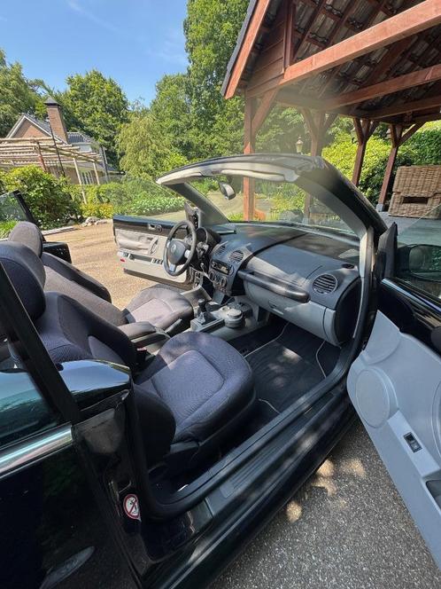 Zwarte Volkswagen New Beetle Cabriolet 2003 (1900 Euro), Auto's, Volkswagen, Particulier, Beetle (Kever), ABS, Airbags, Cruise Control