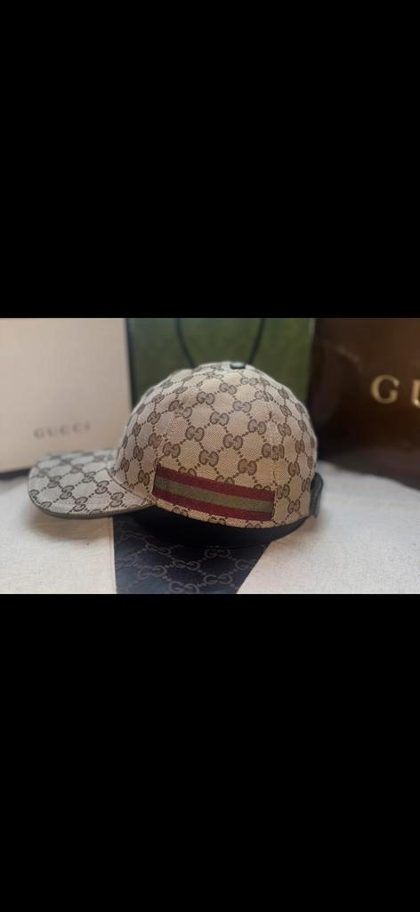 Exclusieve Gucci Pet Limited Edition Pet – Zeldzaam & Luxe!, Kleding | Heren, Hoeden en Petten, Zo goed als nieuw, Ophalen of Verzenden
