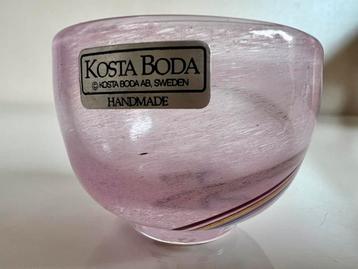 Kosta Boda Art Glass Rainbow Schaal Roze Pink B. Vallien beschikbaar voor biedingen