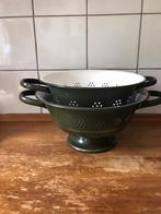 2 Antieke vergieten d/groen, Ophalen of Verzenden