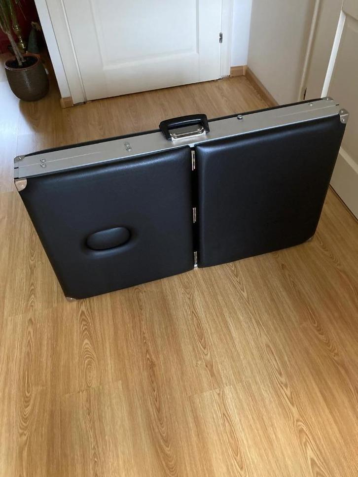 Mobiele Massage tafel zga nieuw, Sport en Fitness, Massageproducten, Zo goed als nieuw, Massagetafel, Ophalen
