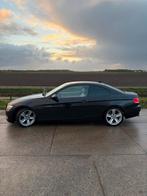 BMW 3-Serie 2.5 I 325 Coupe 2006 Zwart, Auto's, BMW, Achterwielaandrijving, 74 €/maand, Beige, 4 stoelen