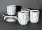 Vier kopjes met schitels, wit met blauw, Huis en Inrichting, Keuken | Servies, Ophalen of Verzenden, Zo goed als nieuw, Overige stijlen