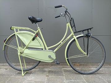 Omafiets Gazelle met terugtraprem,slot, transportrek  beschikbaar voor biedingen