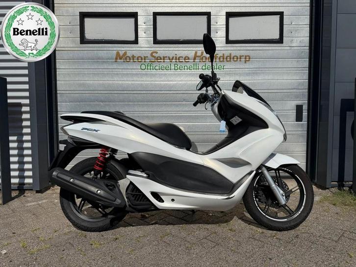 HONDA PCX 125 CBS (bj 2011), Motoren, Motoren | Honda, Bedrijf, Scooter, 11 kW of minder, Minimaal motorrijbewijs A1