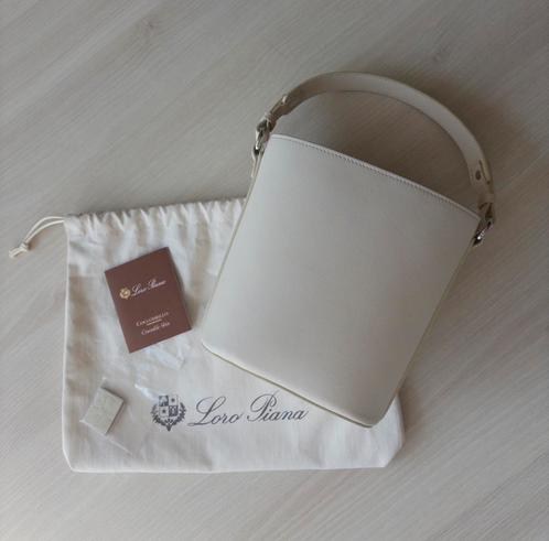 Loro Piana Krokodil Handvat Bucket Bag €4800, Sieraden, Tassen en Uiterlijk, Tassen | Damestassen, Ophalen of Verzenden