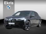 BMW iX xDrive40 | High Executive | Sportpakket | Panodak Sky, Auto's, BMW, Automaat, Stof, Gebruikt, Met garantie (alle)