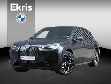 BMW iX xDrive40 | High Executive | Sportpakket | Panodak Sky beschikbaar voor biedingen