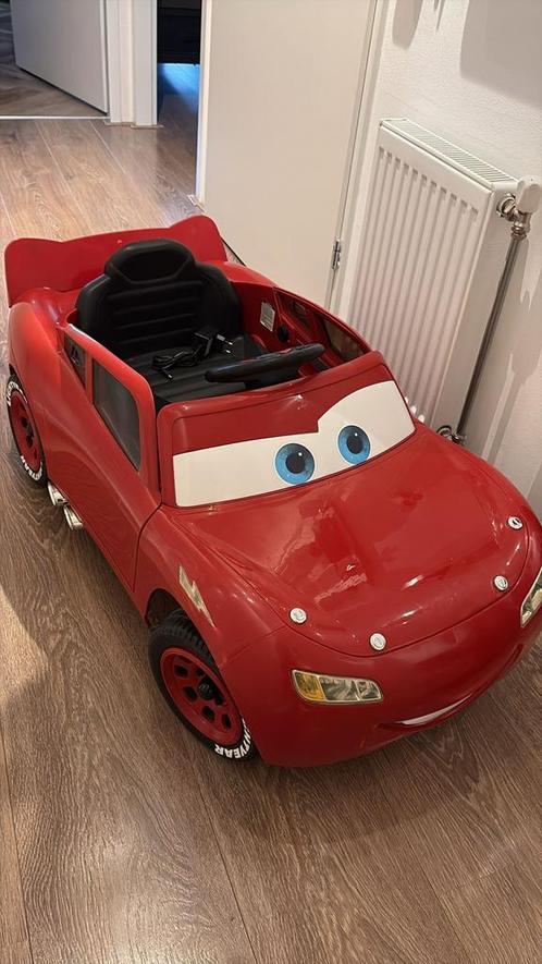Cars - elektrische kinder auto, Kinderen en Baby's, Speelgoed | Buiten | Accuvoertuigen, Zo goed als nieuw, Ophalen