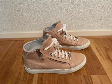 Gino-B sneakers maat 38 beschikbaar voor biedingen
