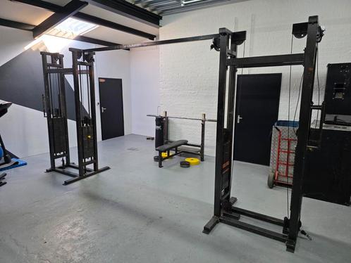 Cable Crossover / 4 Pulley station / Multi Gym / Extra zwaar, Sport en Fitness, Fitnessapparatuur, Zo goed als nieuw, Krachtstation